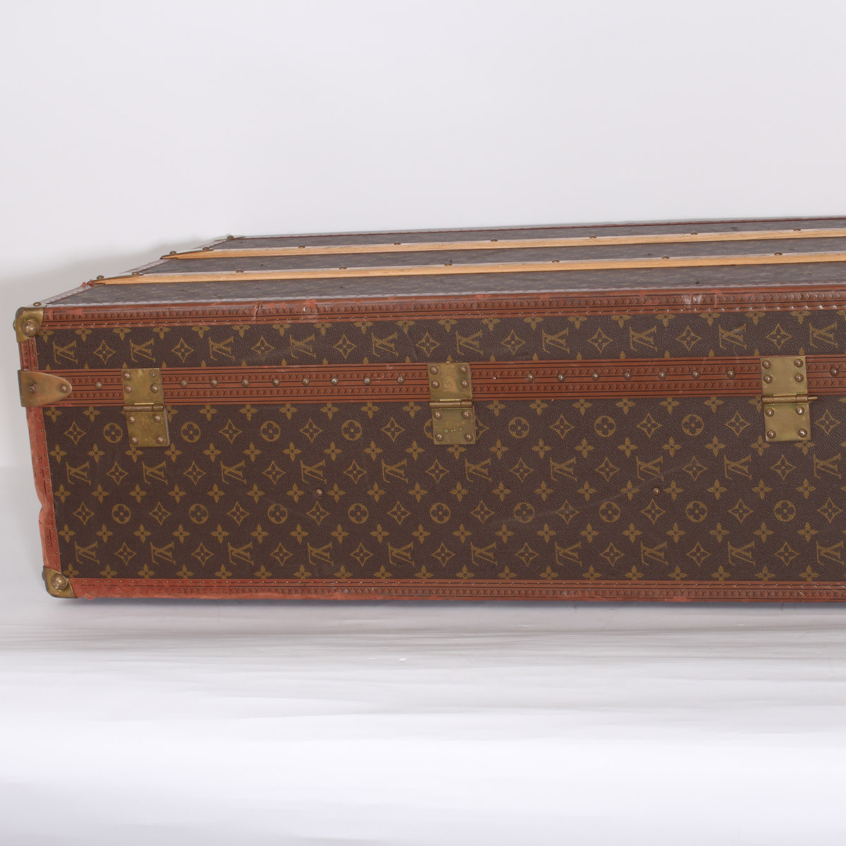 Louis Vuitton LV Trunk dominos boc Brown Leather ref.243852 - Joli Closet