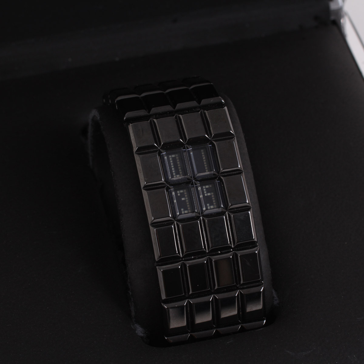 Pre owned Chanel unisex watch Chocolat black ceramic
