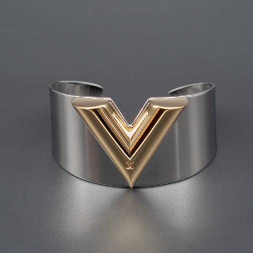 Essential V Cuff cuff in steel and gold plated