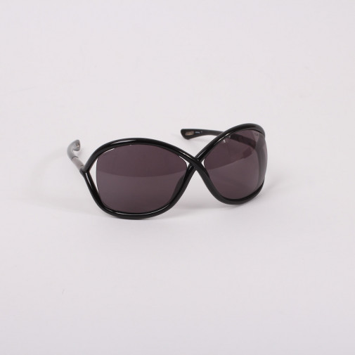 Pair of sunglasses Whitney