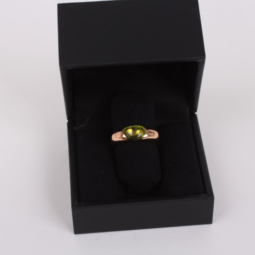 Sassi Ring yellow gold 18k set with a peridot stone