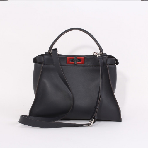 Handbag Peekaboo