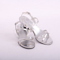 Pair of heeled sandals Size 36