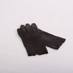 Pair of gloves Size 6 