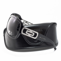 Pair of sunglasses for lady Parentesi model