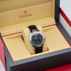 Watch Prince, Date, steel, set with 62 diamonds Automatic