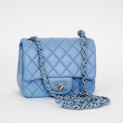 Sac Mini Classic cuir souple matelassé bleu lavande