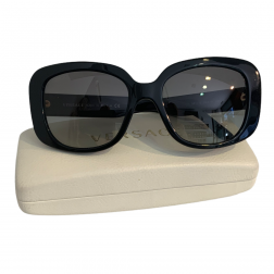 Paire de lunettes de soleil